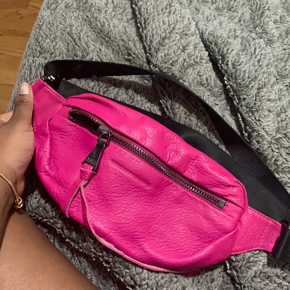 Fanny pack